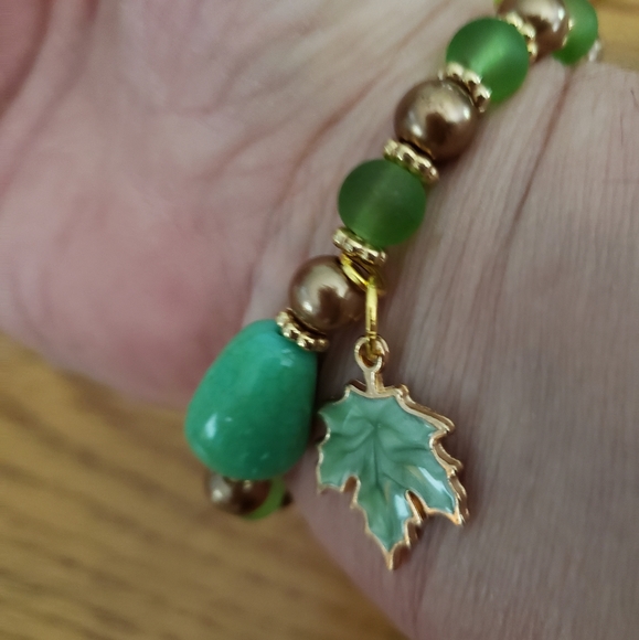 Bracelets - Picture 2 of 2